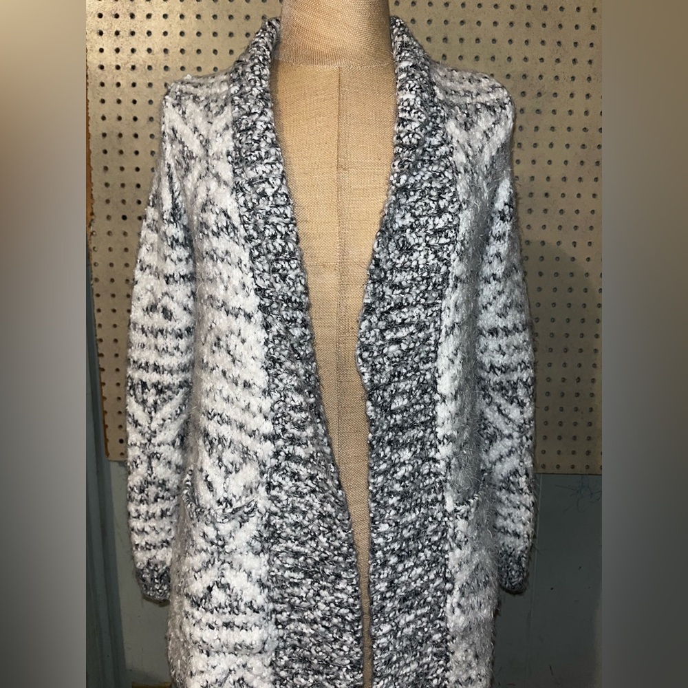 BB Dakota Textured Gray and White Cardigan